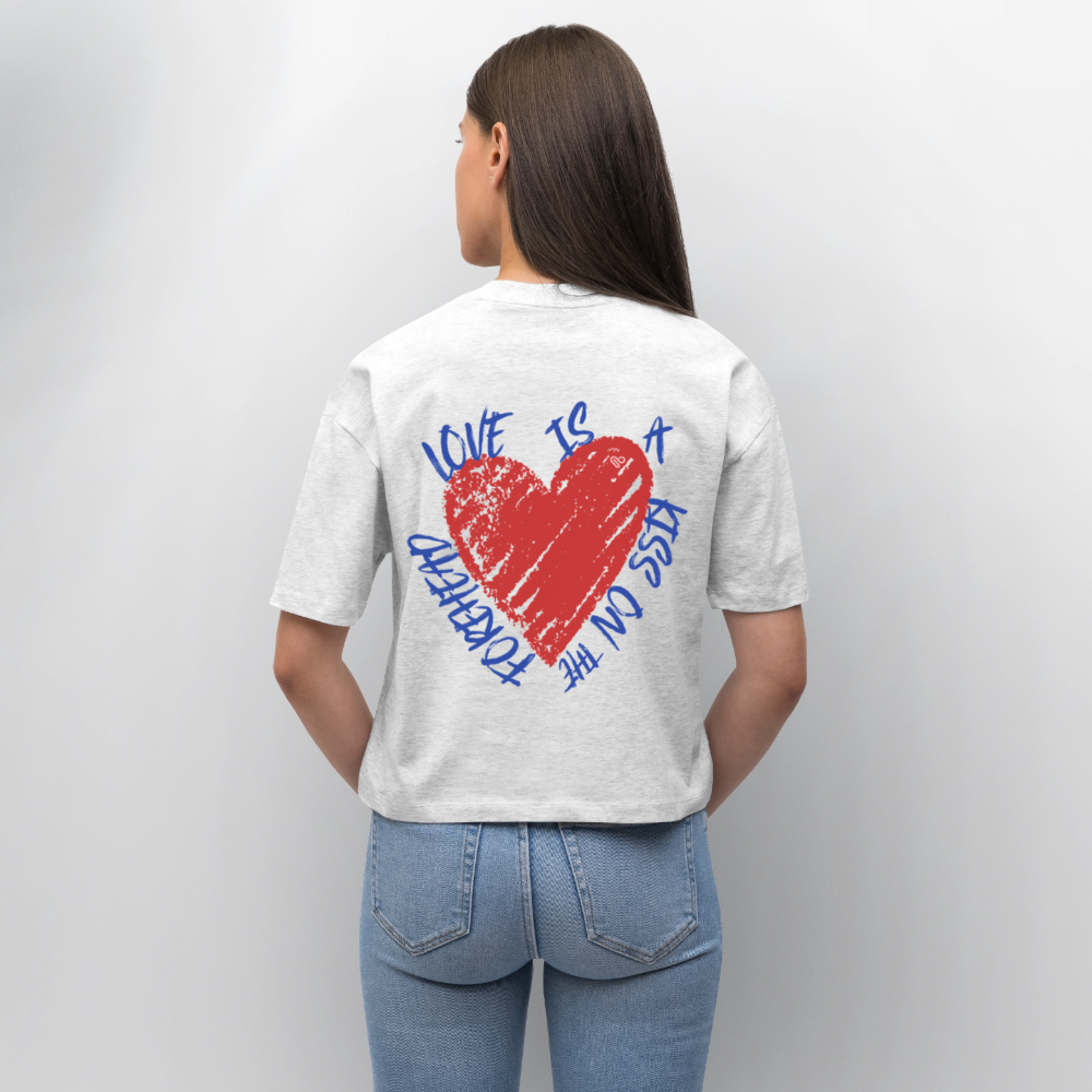 Herzfarben Oversize Damen T-Shirt „Love Is a Kiss on the Forehead“ – Nachhaltiges Statement Shirt aus Bio-Baumwolle - Weiß meliert