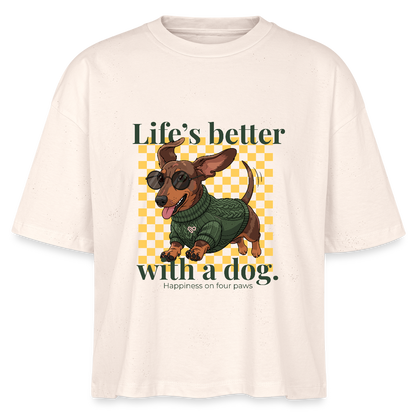 Herzfarben Oversize Damen T-Shirt „Life’s Better With a Dog“ – Nachhaltiges Hunde-Statement Shirt aus Bio-Baumwolle - Naturroh