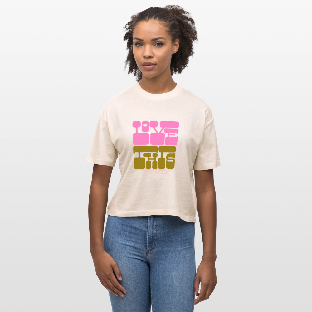 Herzfarben Oversize Damen T-Shirt „LOVE IS THIS“ – Statement Shirt aus Bio-Baumwolle im Retro Look - Naturroh
