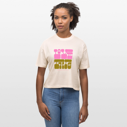 Herzfarben Oversize Damen T-Shirt „LOVE IS THIS“ – Statement Shirt aus Bio-Baumwolle im Retro Look - Naturroh